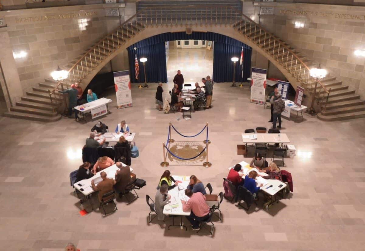 Capitol Count event - hand count demo Missouri